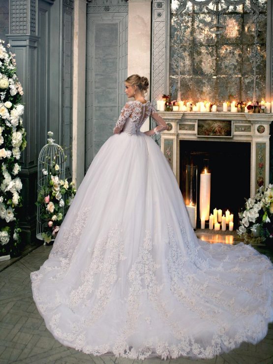 Пышное кружевное свадебное платье Даниэлла от Svetlana Lyalina